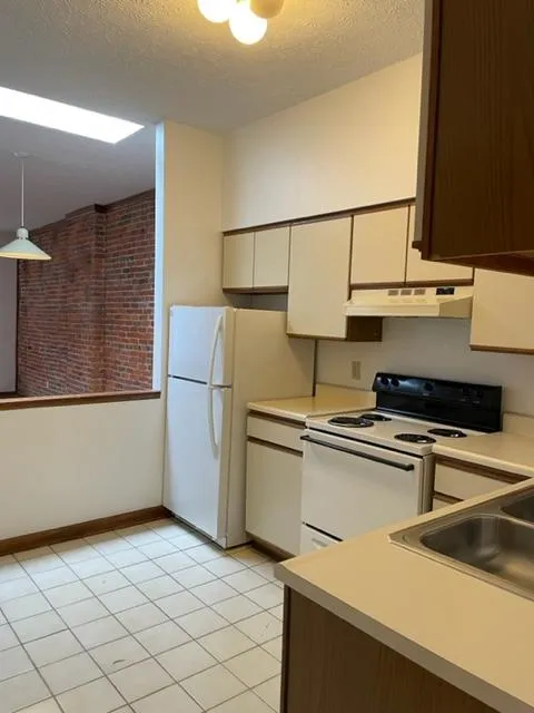 687 N High St - Efficiency - Unit 3G