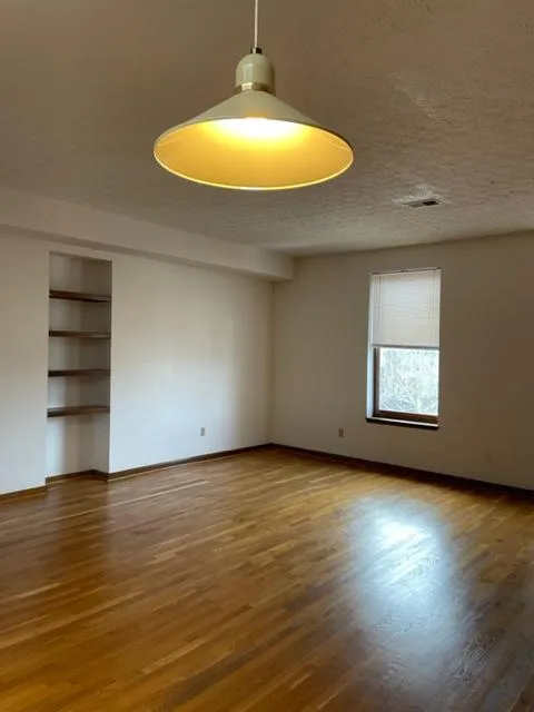 687 N High St - Efficiency - Unit 3G