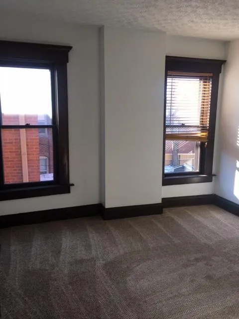 691 Dennison Ave Apt C