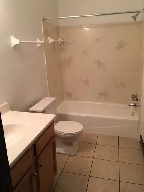 693 Dennison Ave Apt C