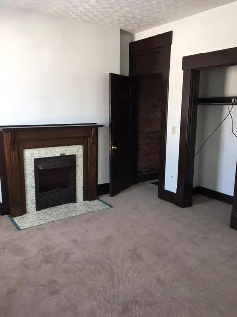 693 Dennison Ave Apt C