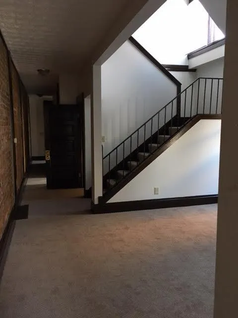 693 Dennison Ave Apt C