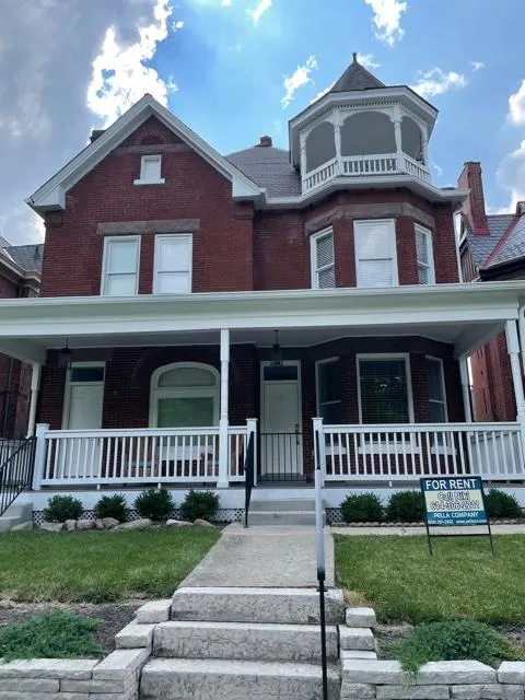 739 Dennison Ave Apt B