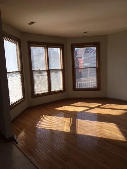 74 Hubbard Ave