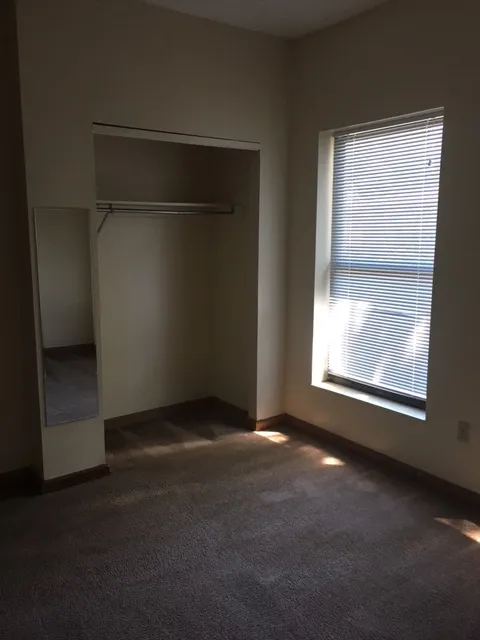 78 W 10th Ave 5BR