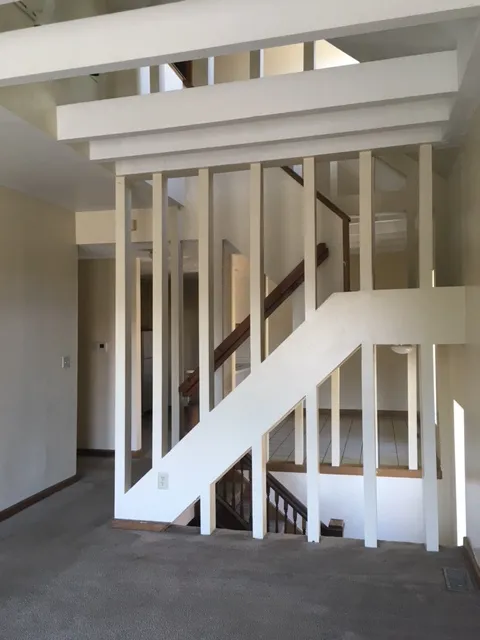78 W 10th Ave 5BR
