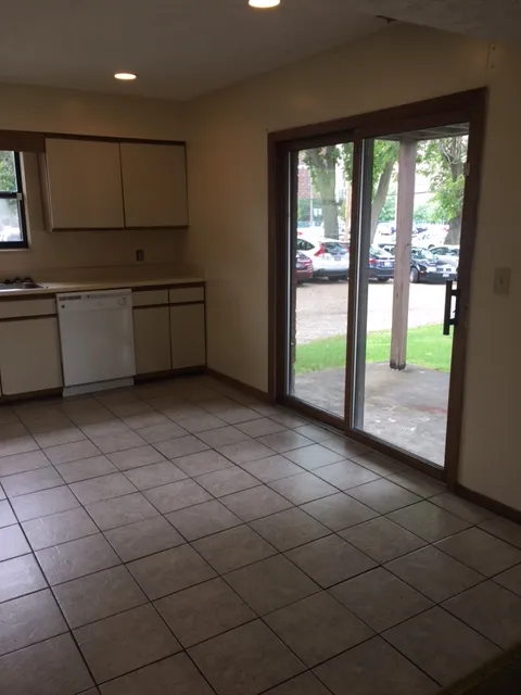 78 W 10th Ave Apt C 4BR