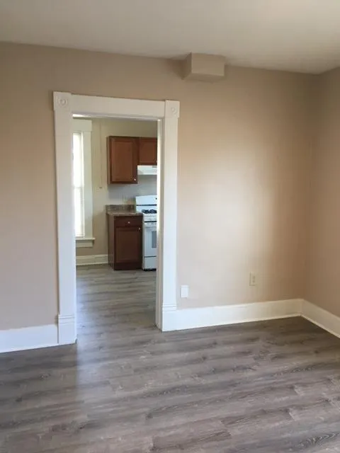 80 W Dodridge St 
