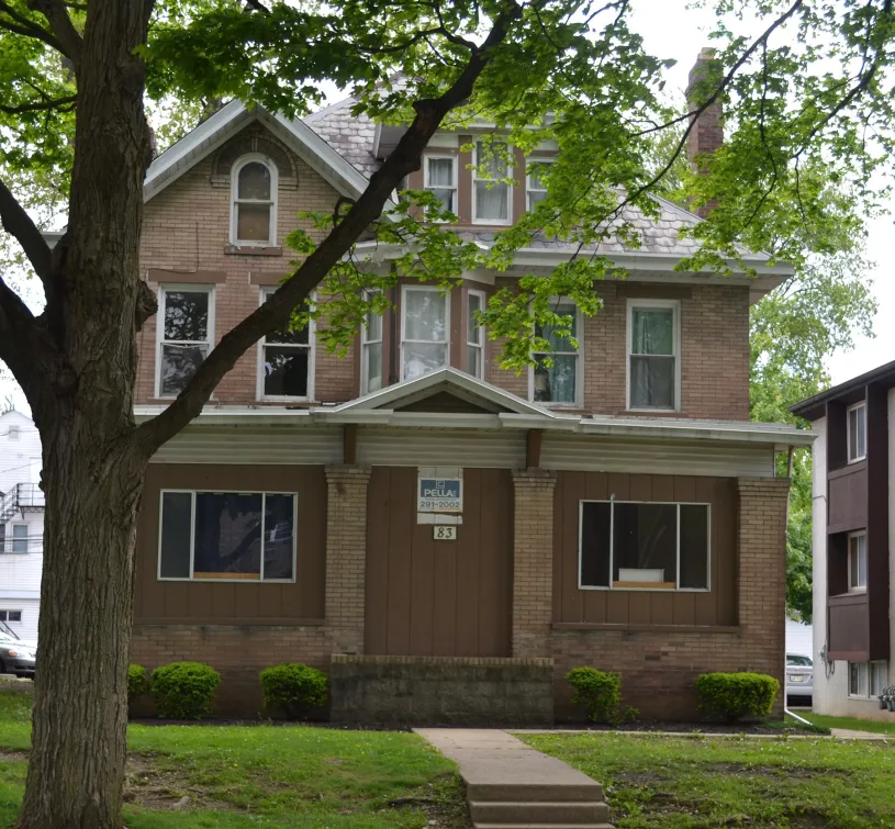 83 E 14th Ave