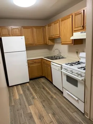 855 Chambers Rd Apt 1