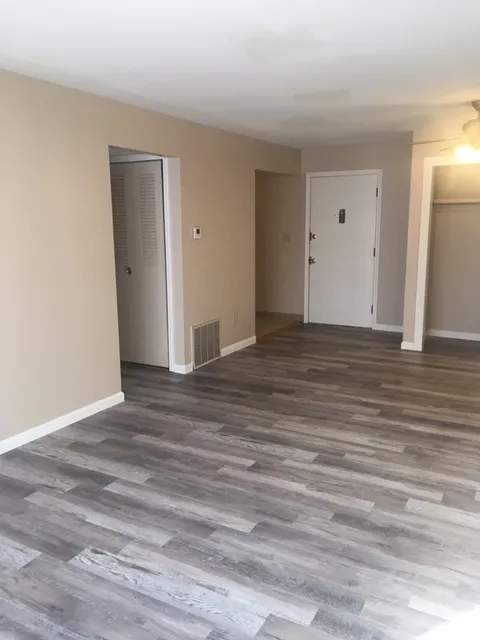 855 Chambers Rd Apt 17