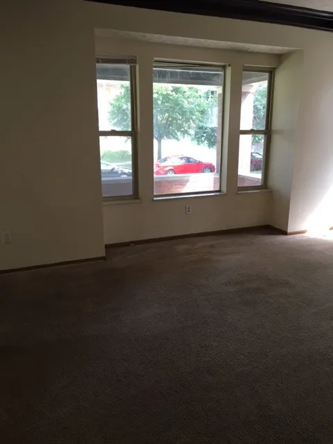 87 E 14th Ave 4BR - Unit A