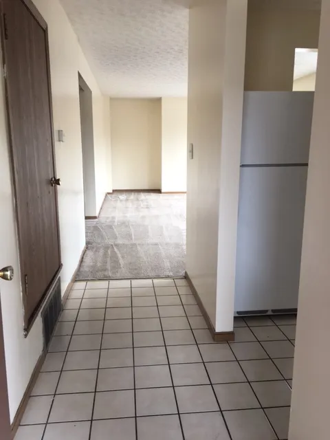 87 E 14th Ave Apt D ~ 5BR