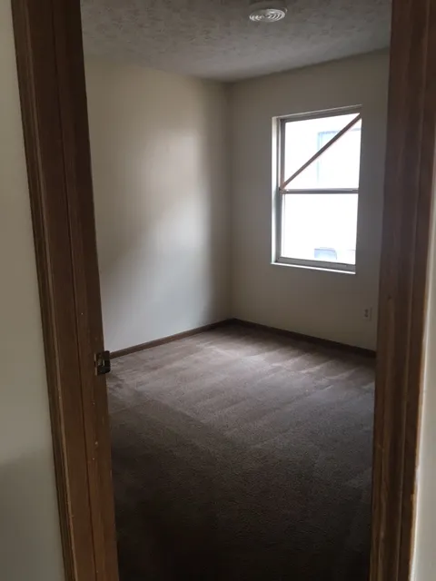 87 E 14th Ave Apt D ~ 5BR