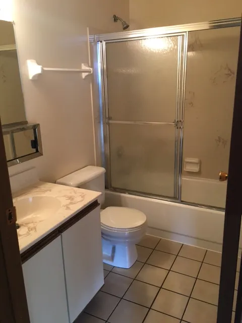 87 E 14th Ave Apt D ~ 5BR