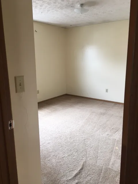 87 E 14th Ave Apt D ~ 5BR