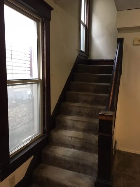 89 W Norwich Ave