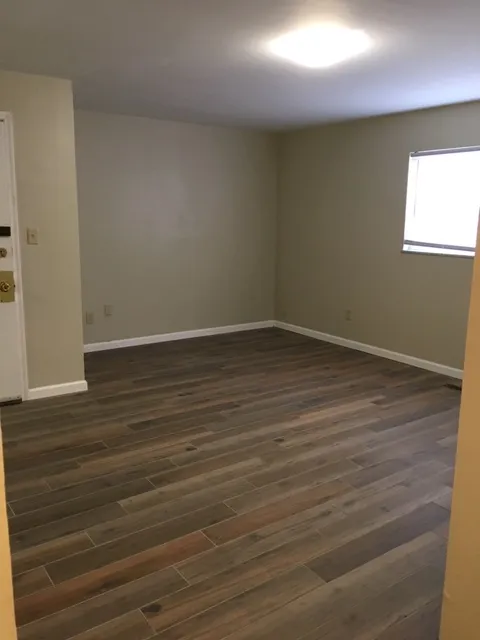 90 E 14th Ave 2BR - Renovated Unit