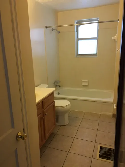 90 W Dodridge St Apt A