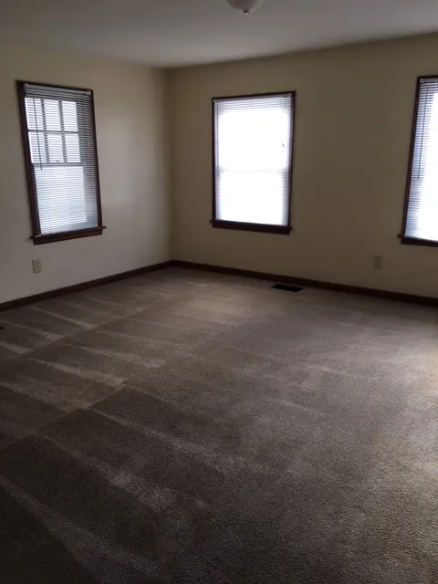 90 W Dodridge St Apt A