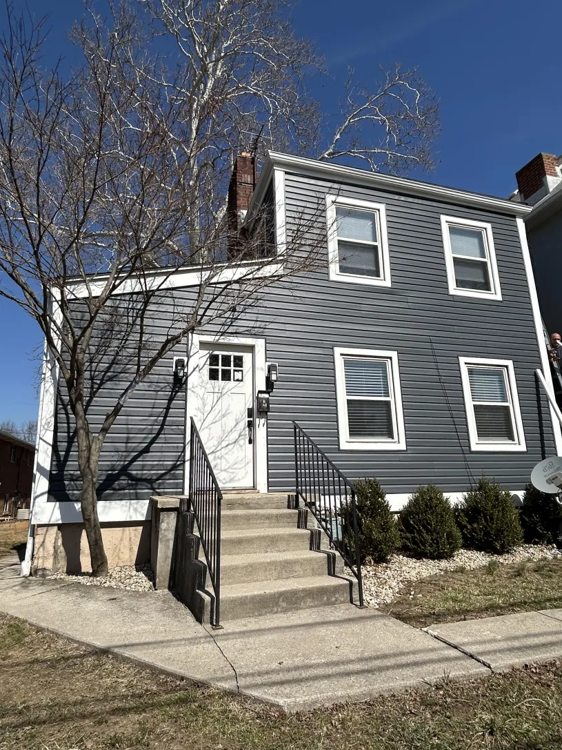 90 W Dodridge St Apt A