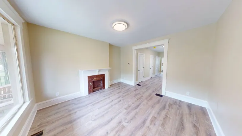 91 W Norwich Ave ~ Newly Renovated! 