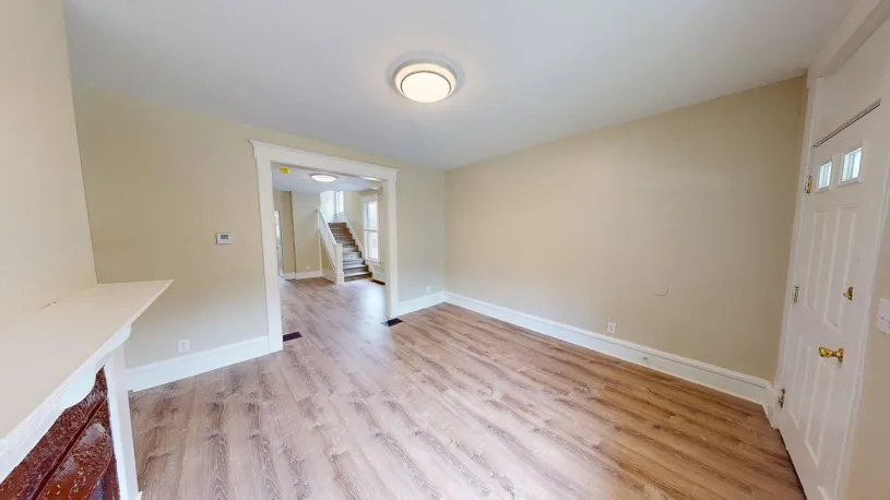 91 W Norwich Ave ~ Newly Renovated! 