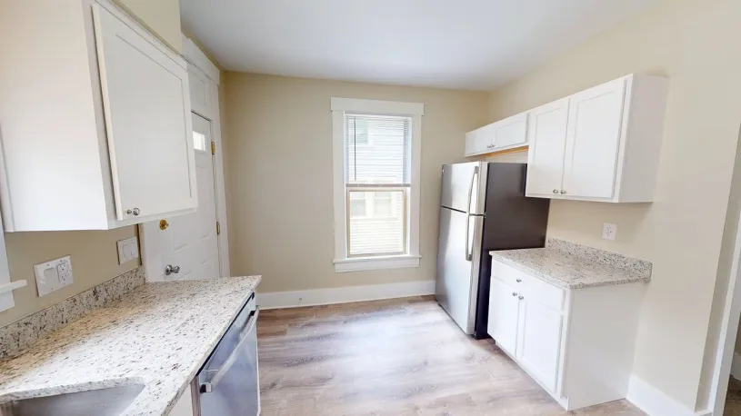 91 W Norwich Ave ~ Newly Renovated! 
