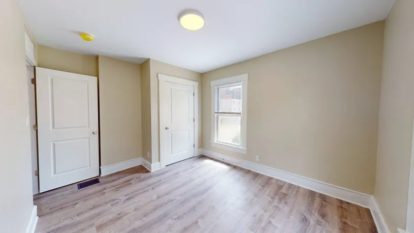 91 W Norwich Ave ~ Newly Renovated! 