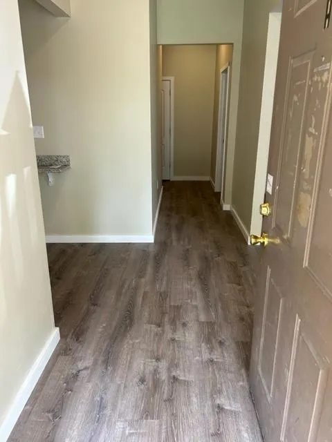 98 E 14th Ave Apt A