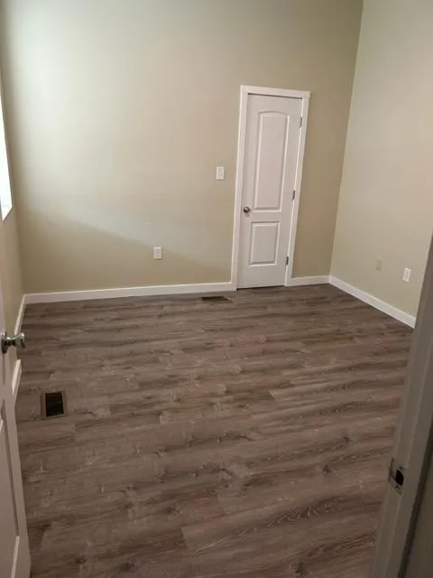 98 E 14th Ave Apt A