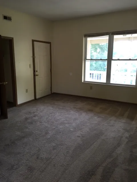 98 E 14TH AVE Apt B