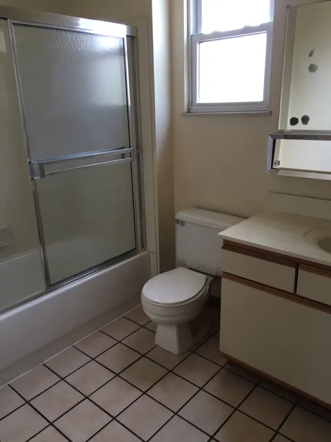 98 E 14TH AVE Apt B