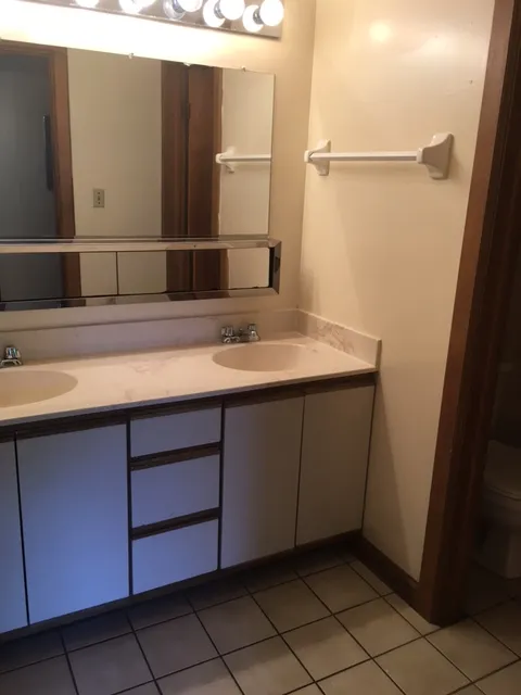 78 W 10th Ave 5BR