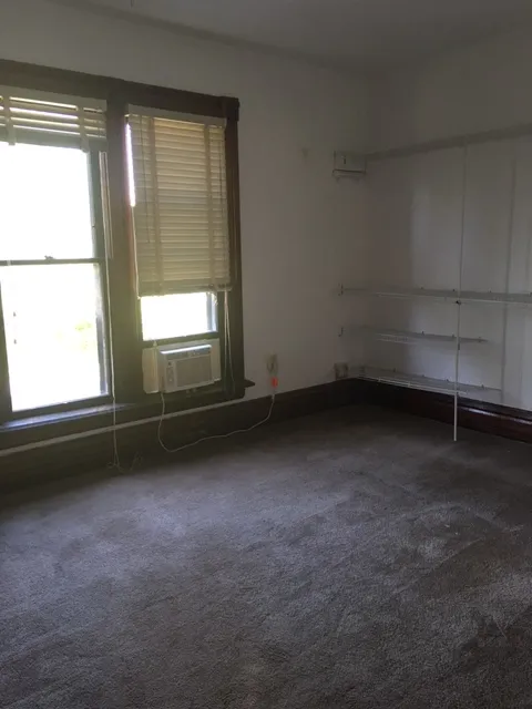 315 W 8th Ave