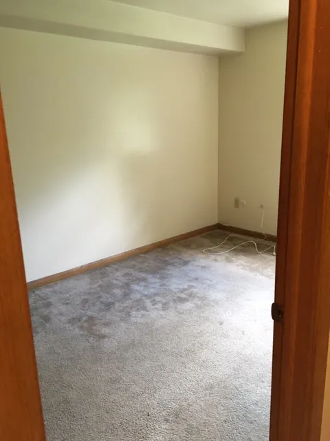 100 W Oakland Ave