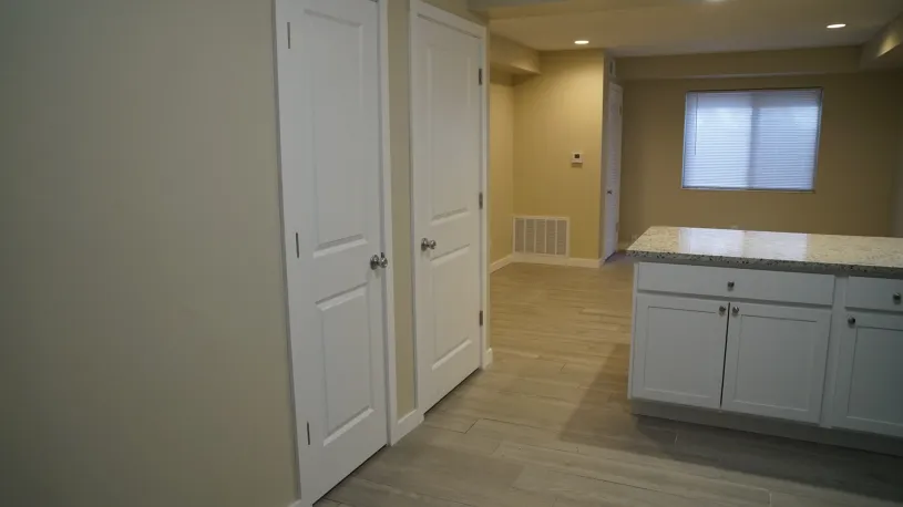 101 E Lane Ave Apt C