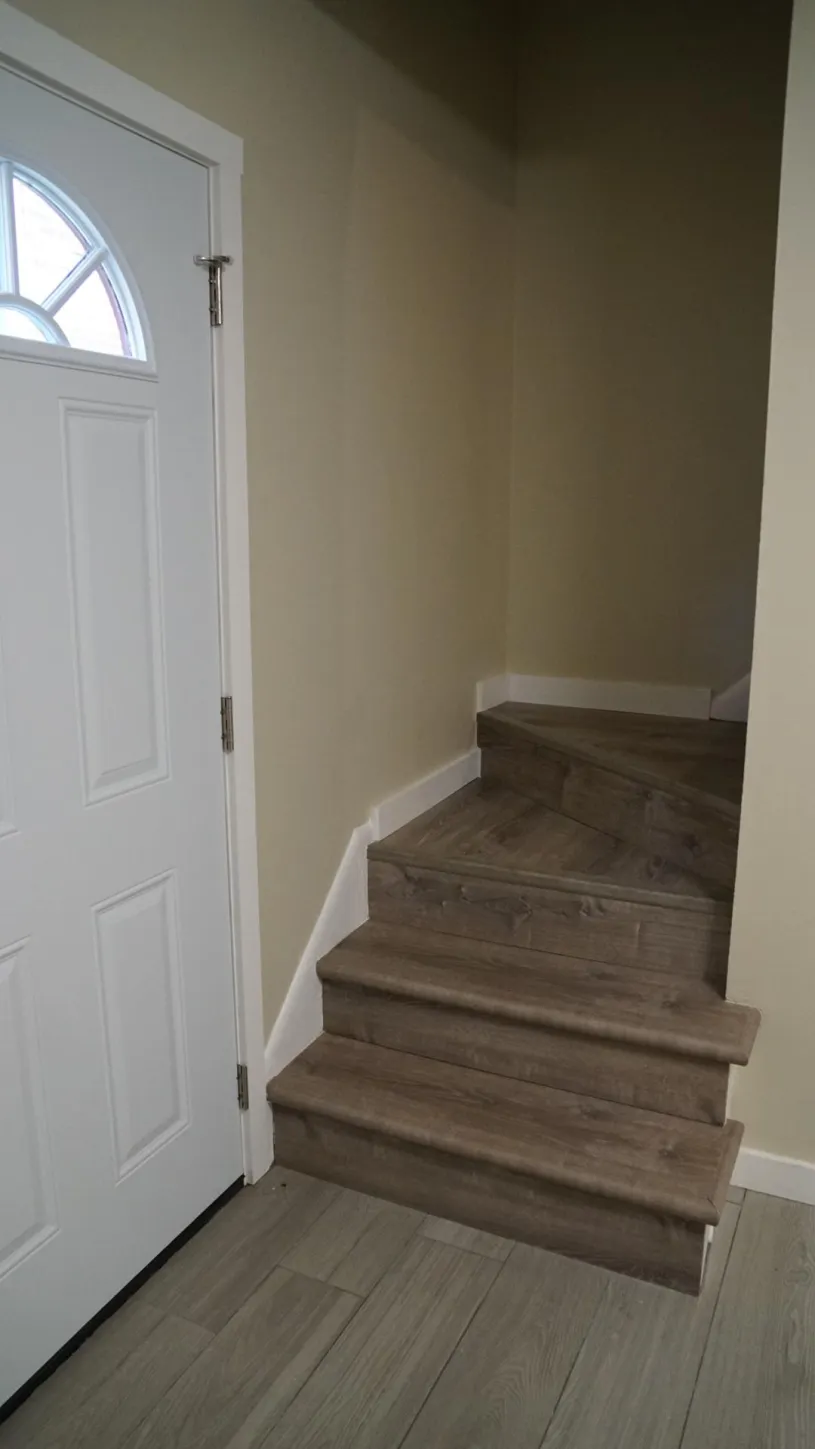 101 E Lane Ave Apt C