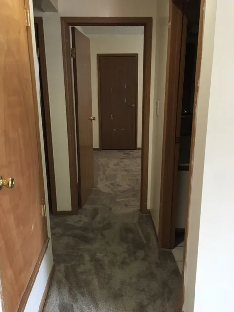 87 E 14th Ave 2BR