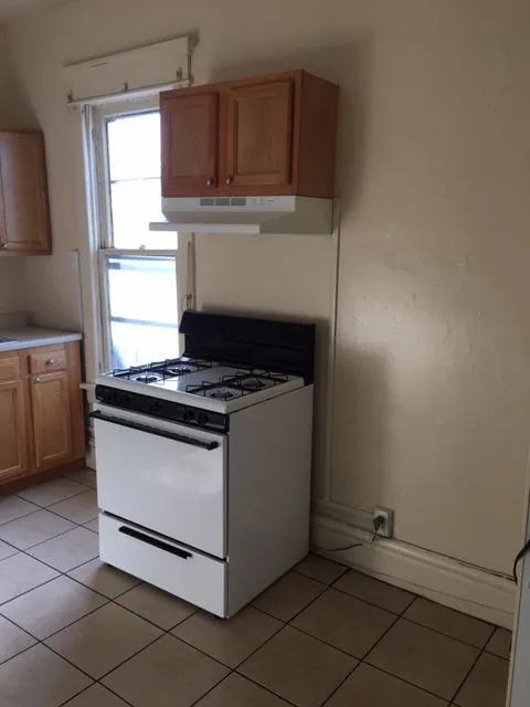 103 W 10th Ave Apt B