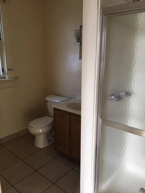 103 W 10th Ave Apt B