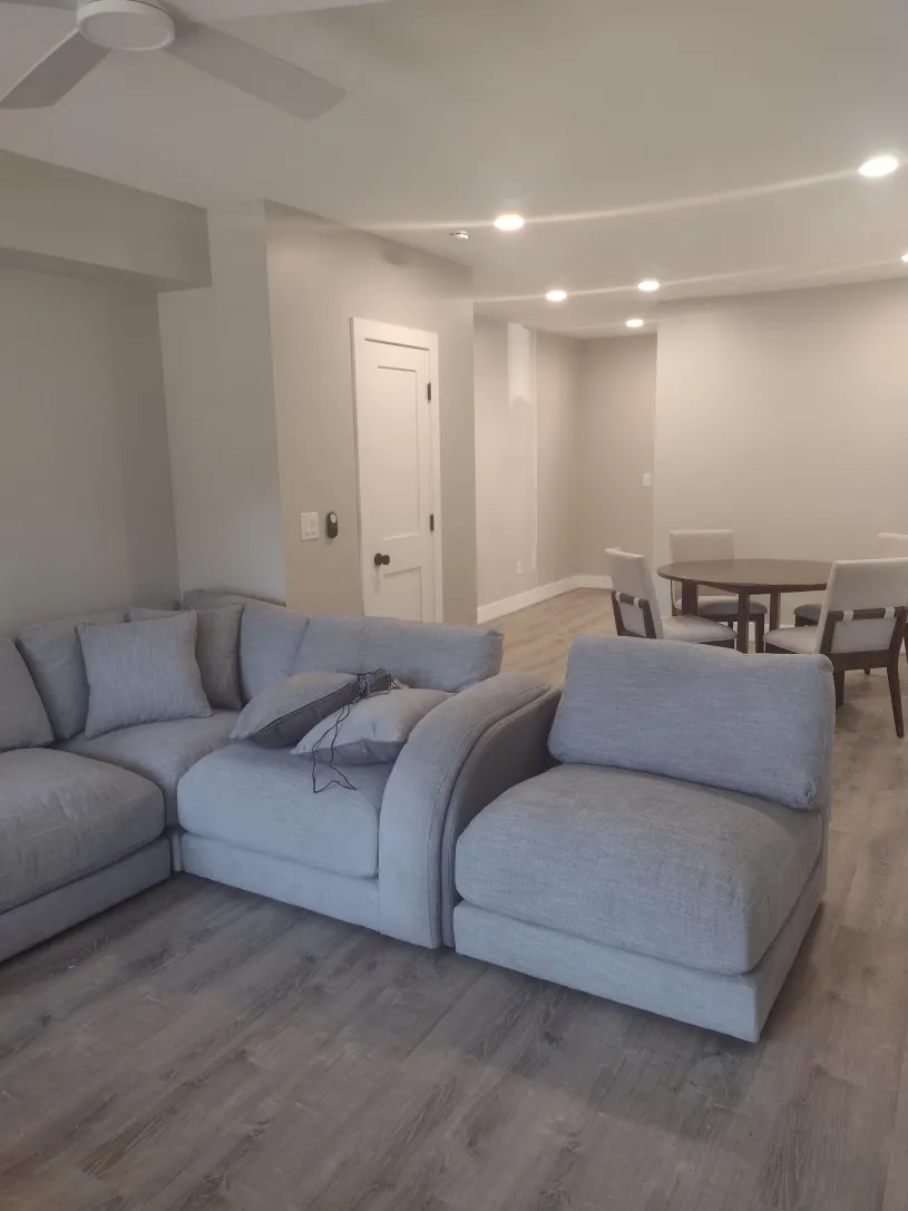 2247-2249 Neil Ave 