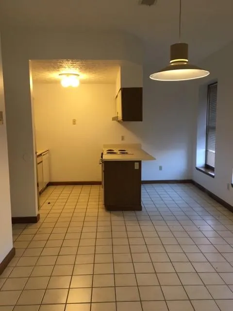 98 E 14TH AVE Apt B