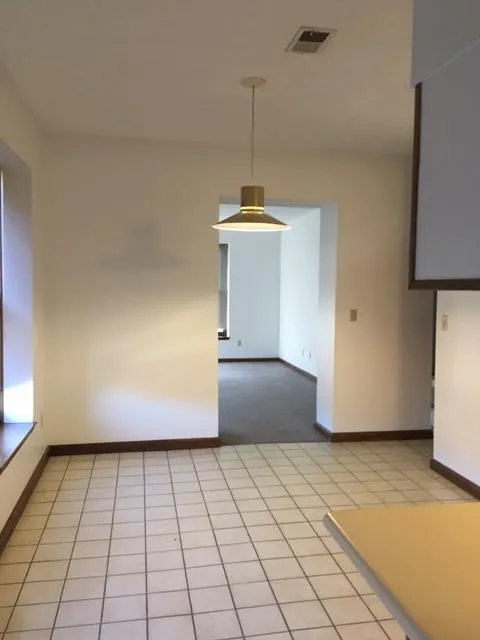 98 E 14TH AVE Apt B