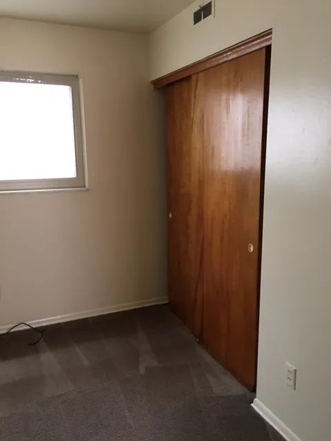29 E Norwich Ave 1BR