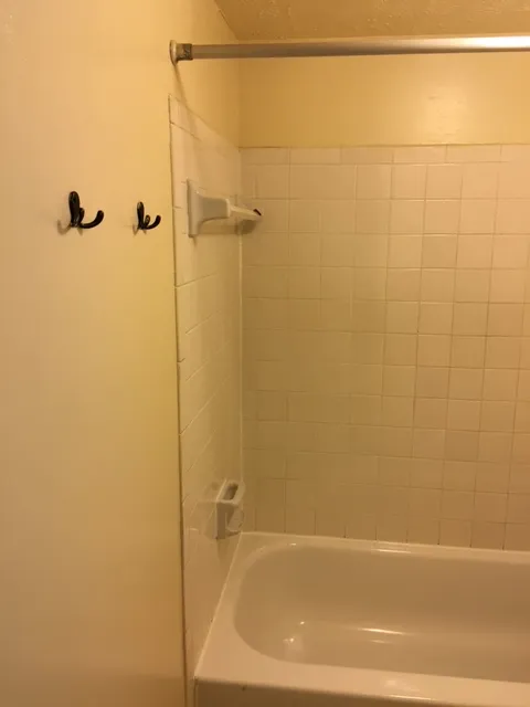 30 E Lane Ave 2BR