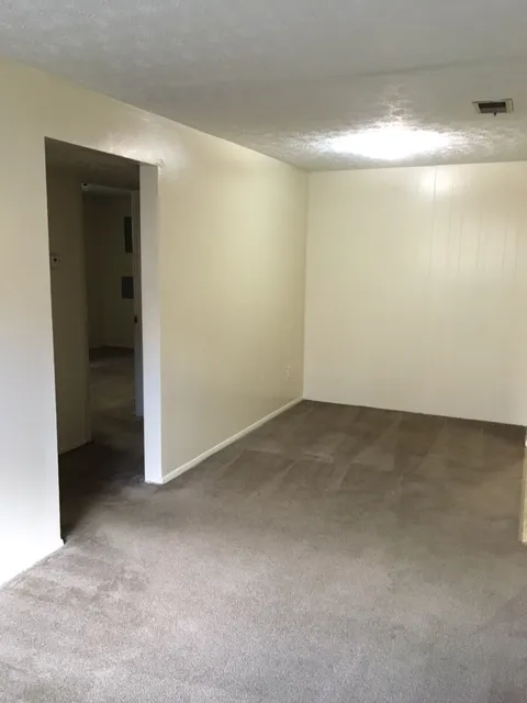 30 E Lane Ave 2BR
