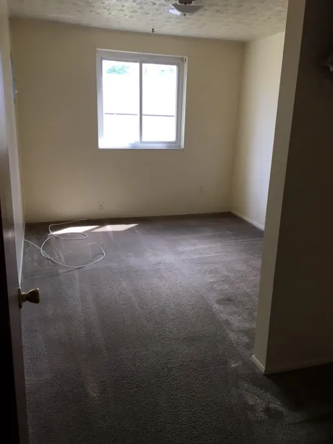 30 E Lane Ave 4BR Apt 304