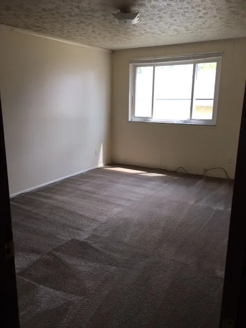 30 E Lane Ave 4BR Apt 304