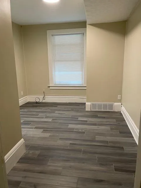 78 W 10th Ave 4BR